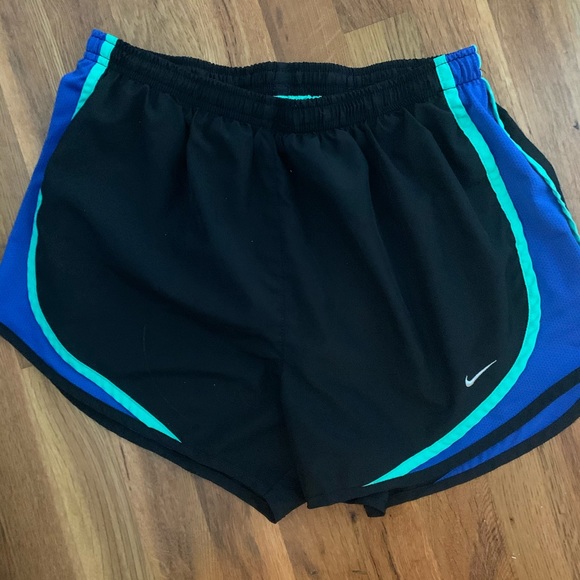 NIKE RUNNING SHORTS BUNDLE - Picture 7 of 7